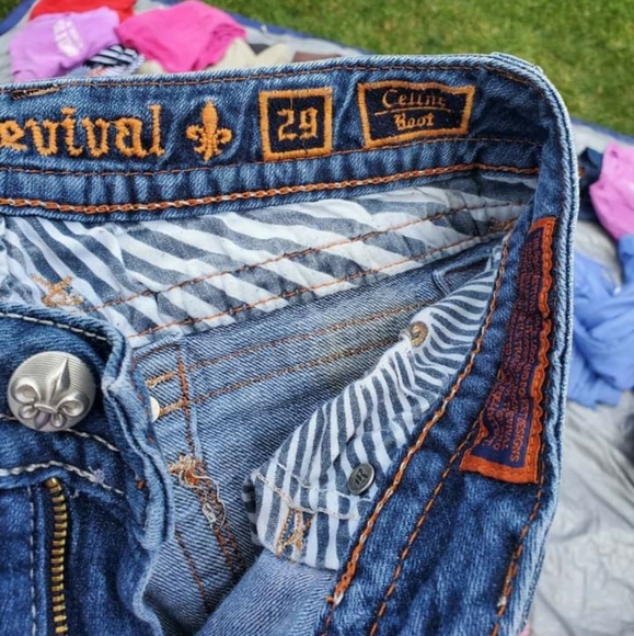 Size 29 rock revivals - Picture 4 of 4